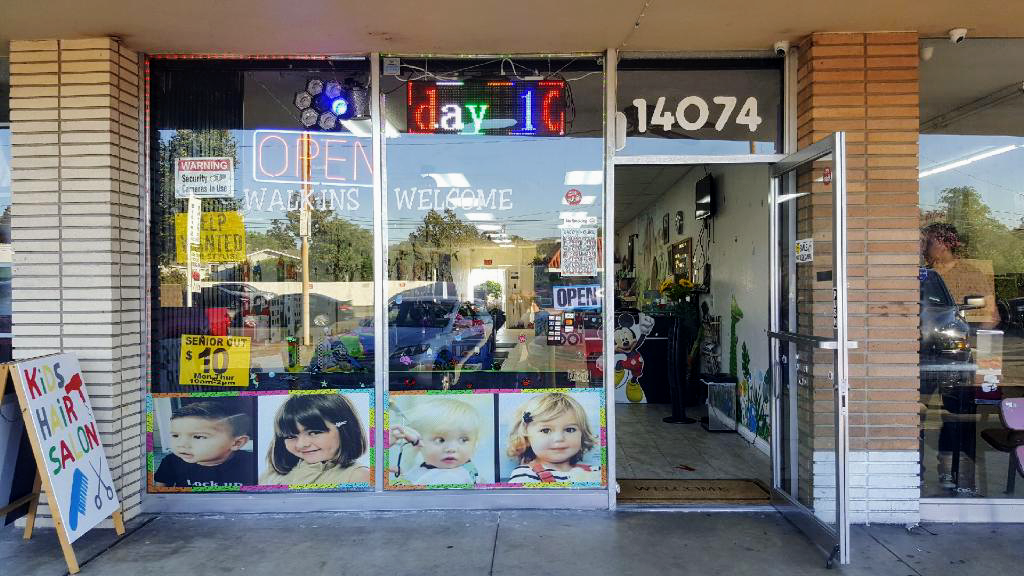 Peek-a-Boo Kid's Salon