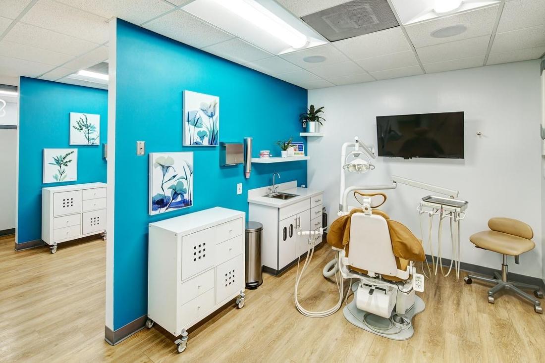 Modern American Dentistry - Woodland Hills