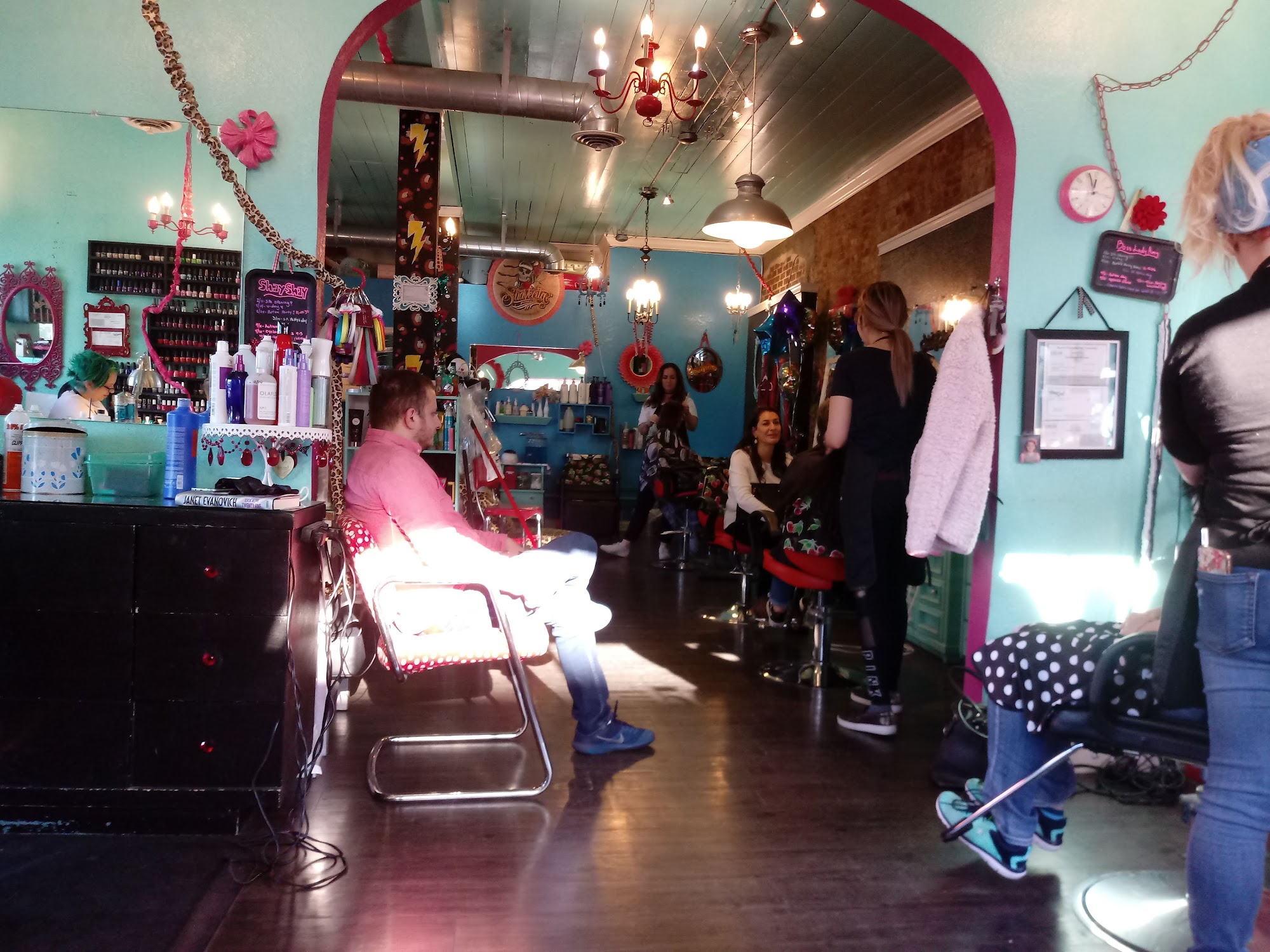 Rockabetty's Hair Parlor