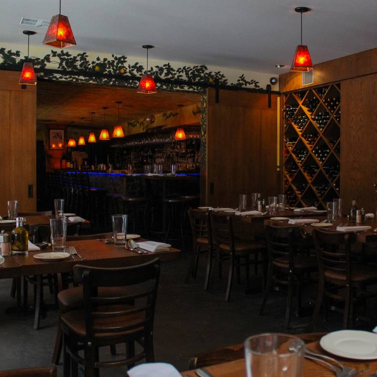 Photo credit: opentable