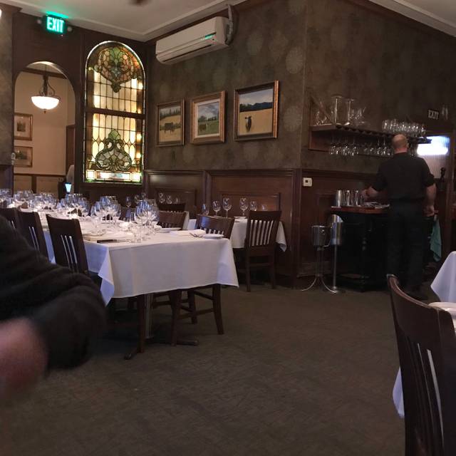 Photo credit: opentable