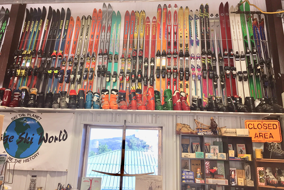 Vintage Ski World