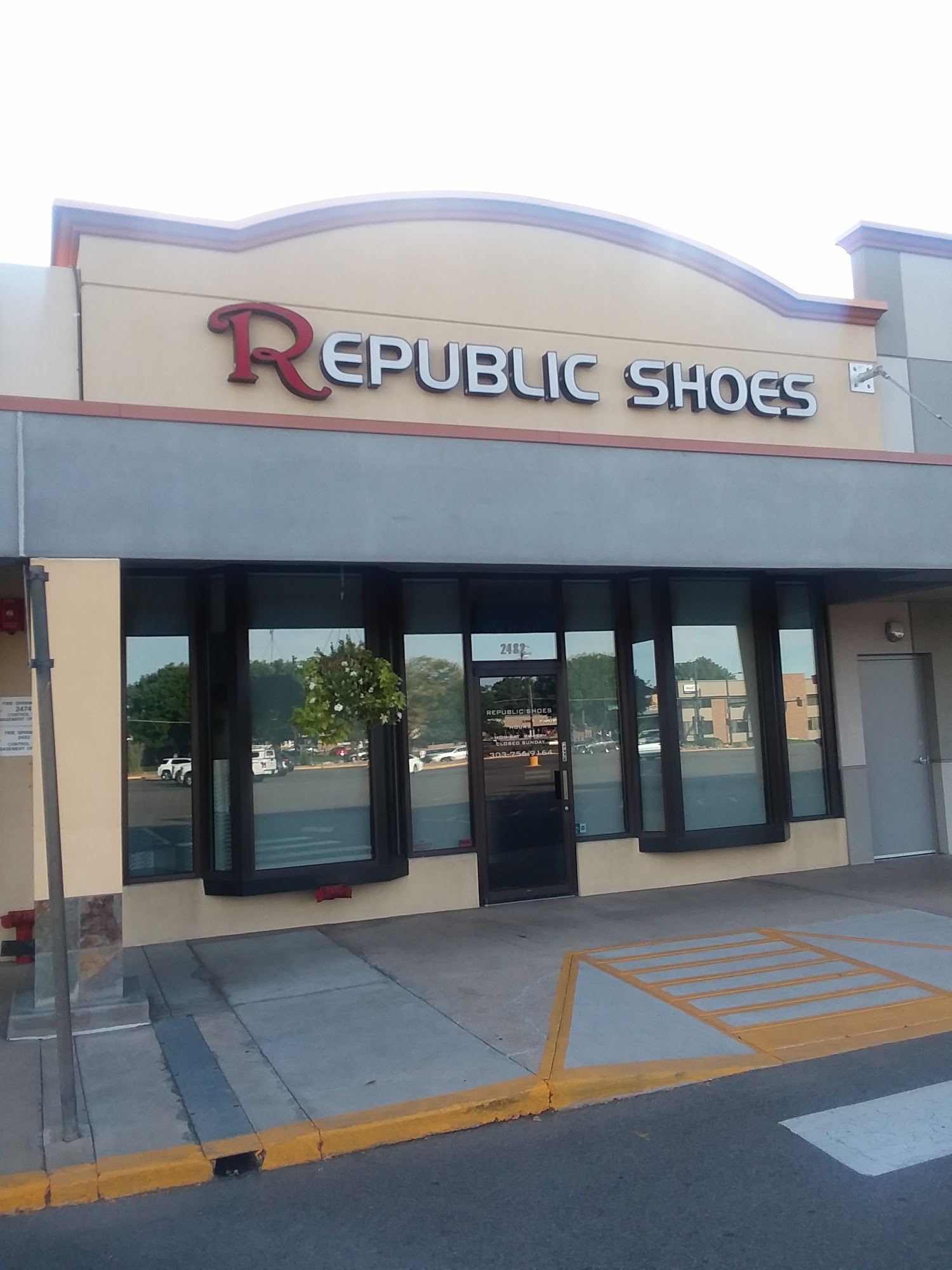 Republic Shoes