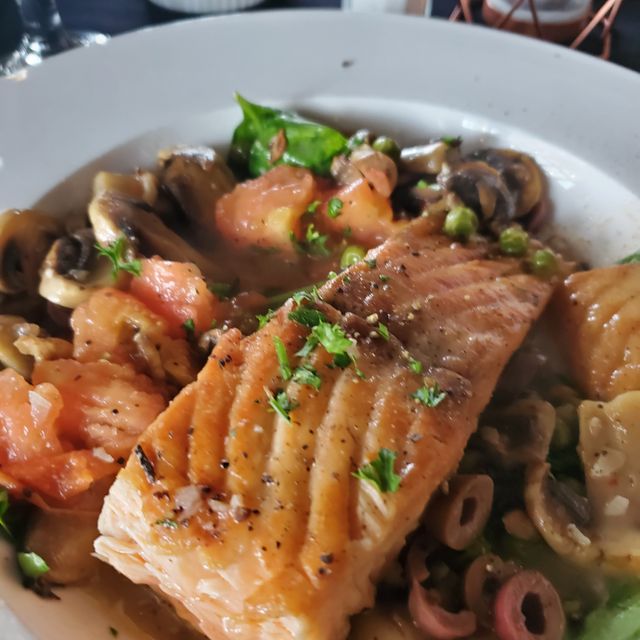 Photo credit: opentable