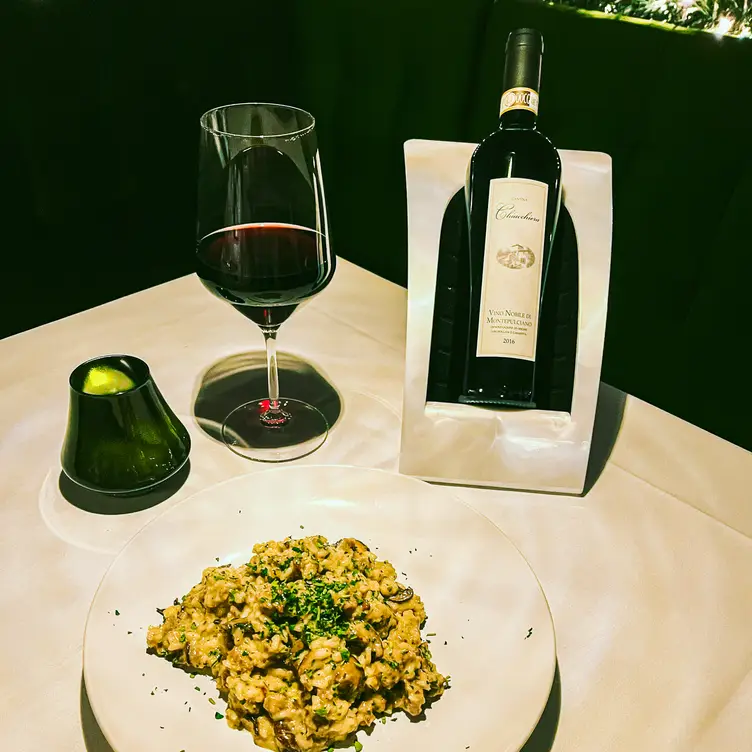 Photo credit: opentable