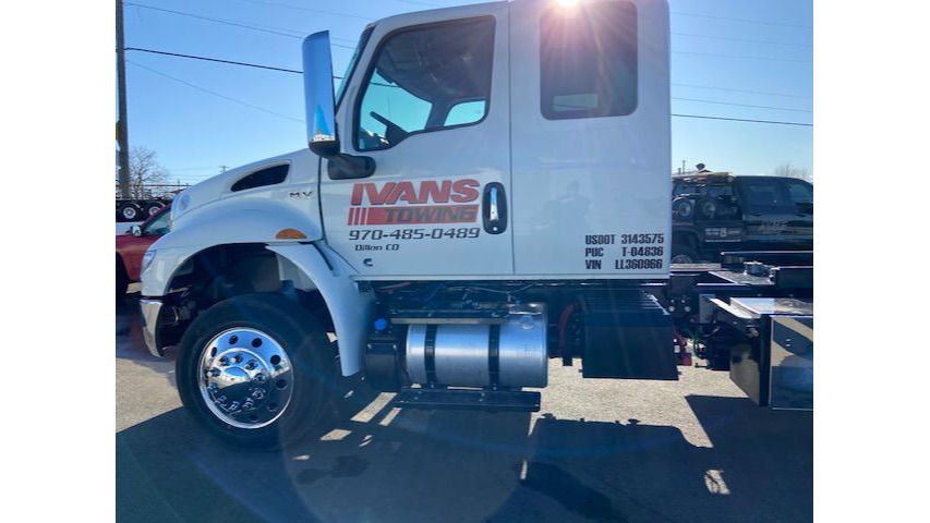 Ivan’s Towing LLC