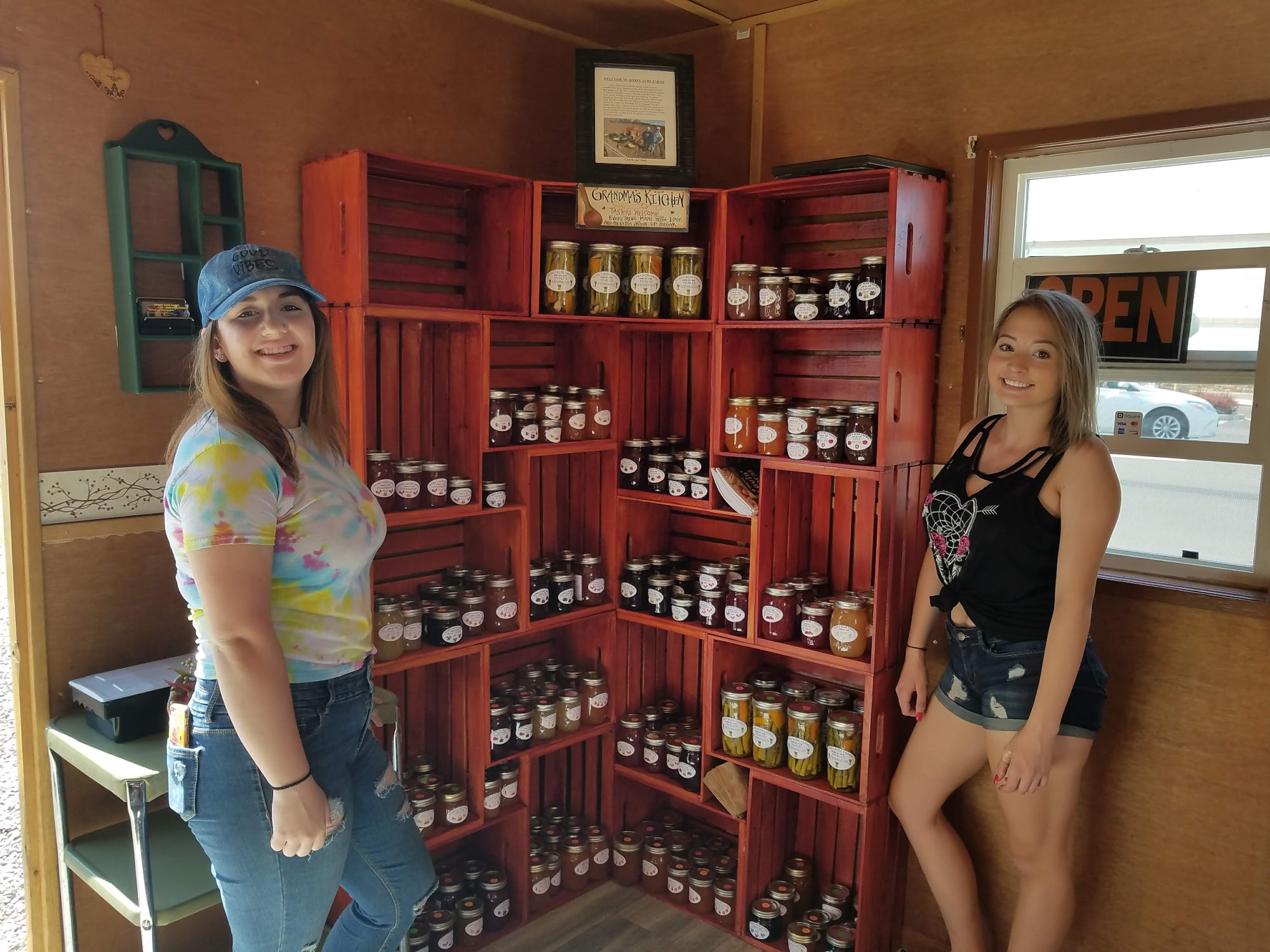 Honey Acre Farms Produce Stand