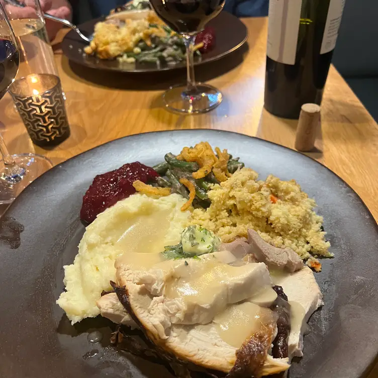 Photo credit: opentable