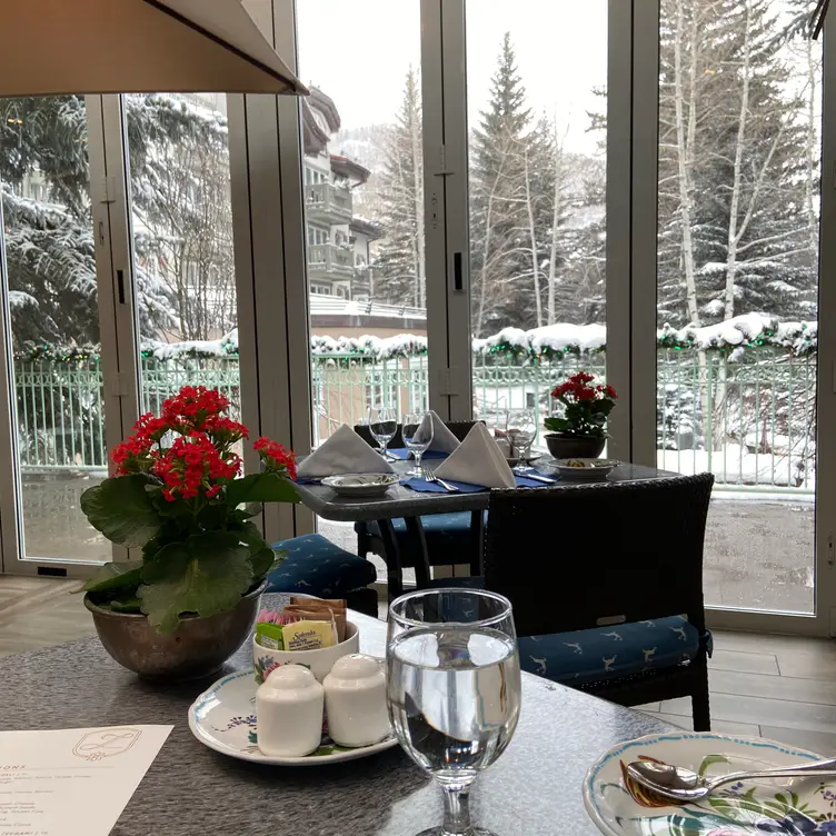 Photo credit: opentable