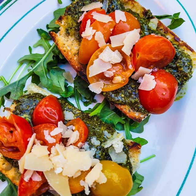 Photo credit: opentable