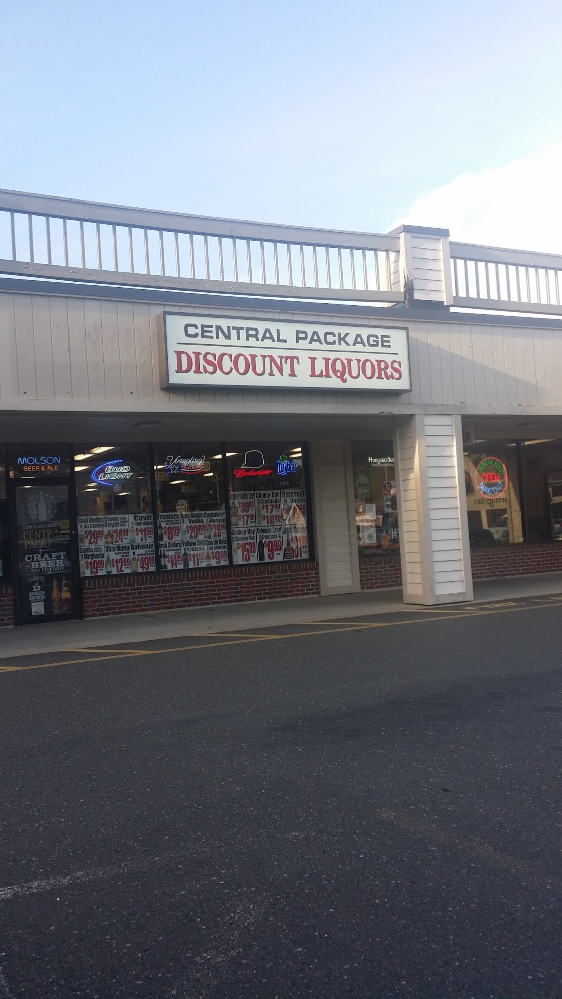 Central Package Store