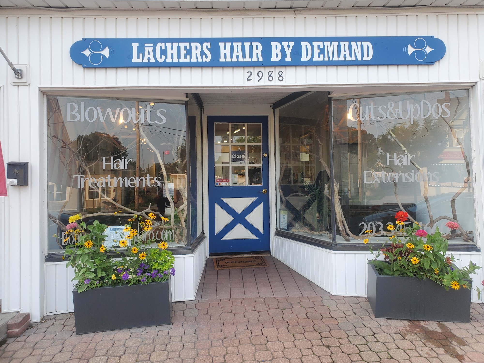 Lāchers Hair by Demand