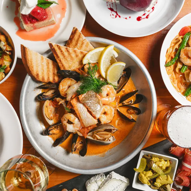 Photo credit: opentable