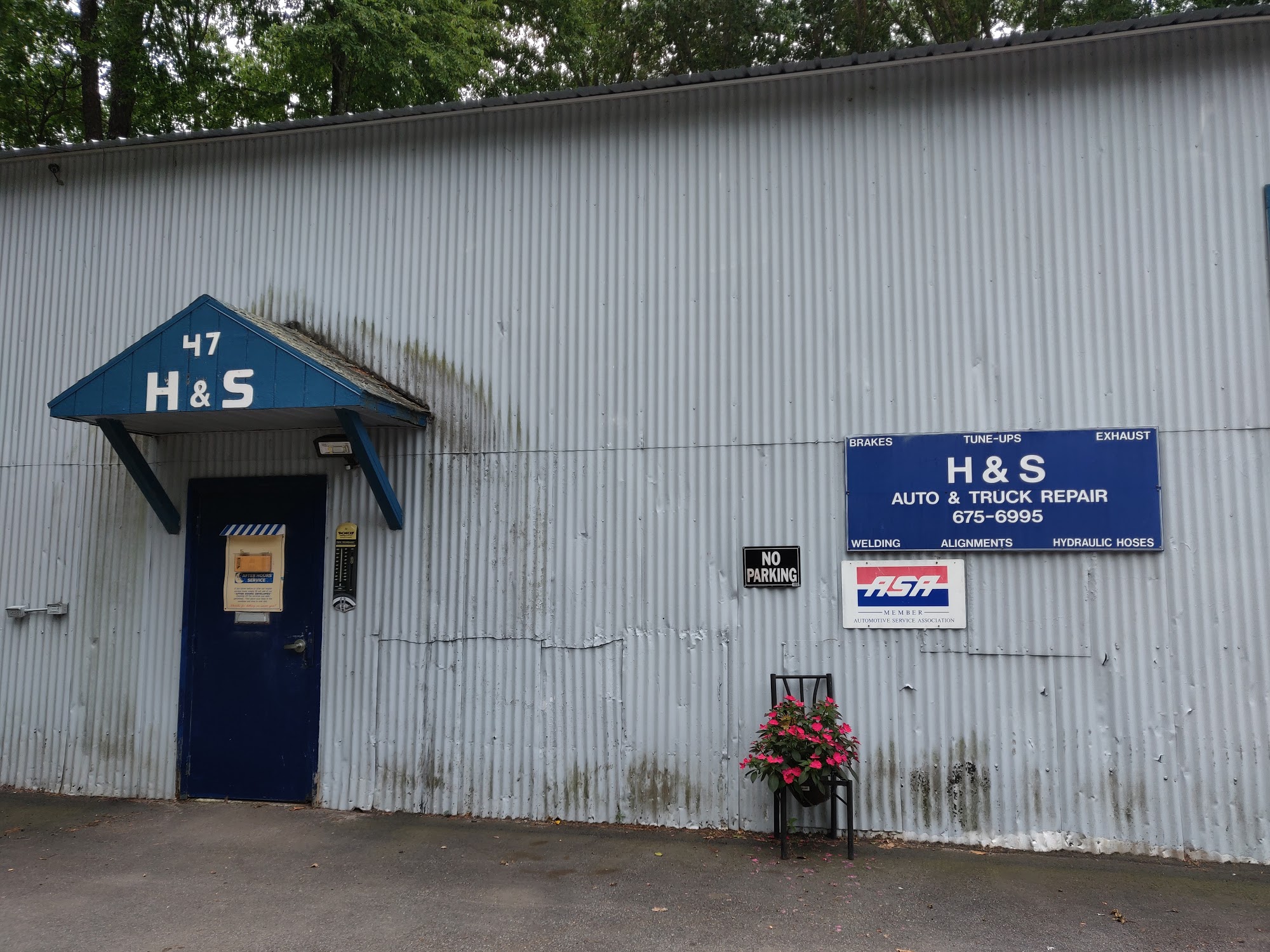 H & S Auto & Truck Repair