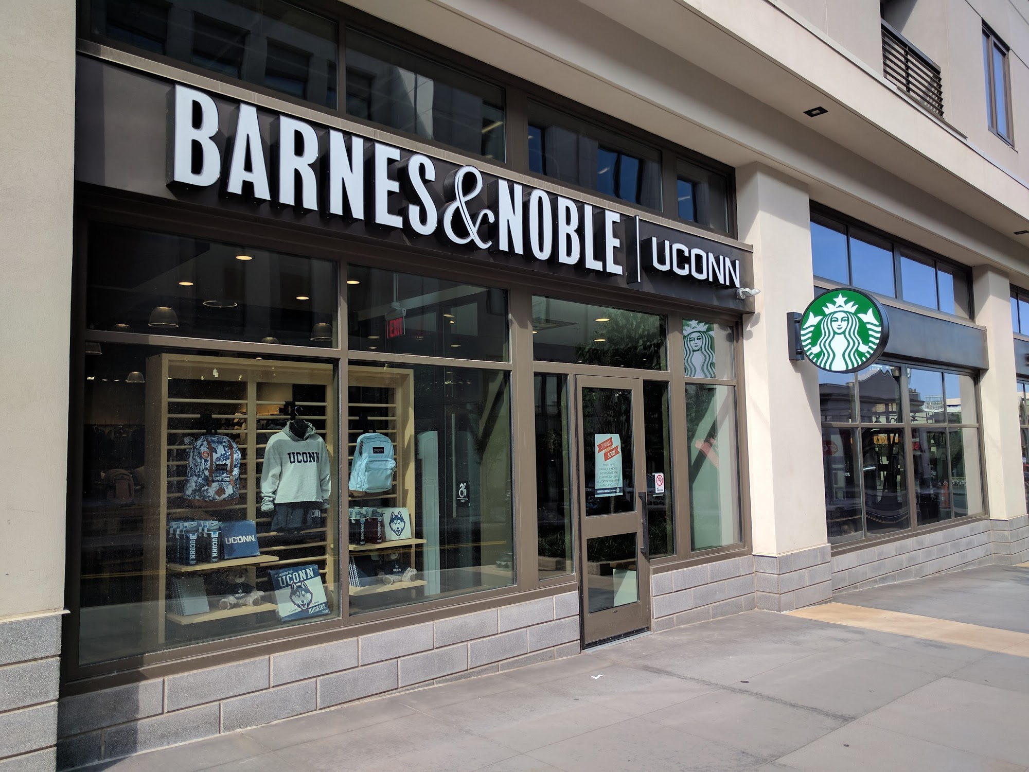 Barnes & Noble UConn