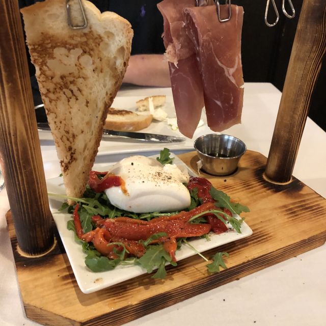 Photo credit: opentable
