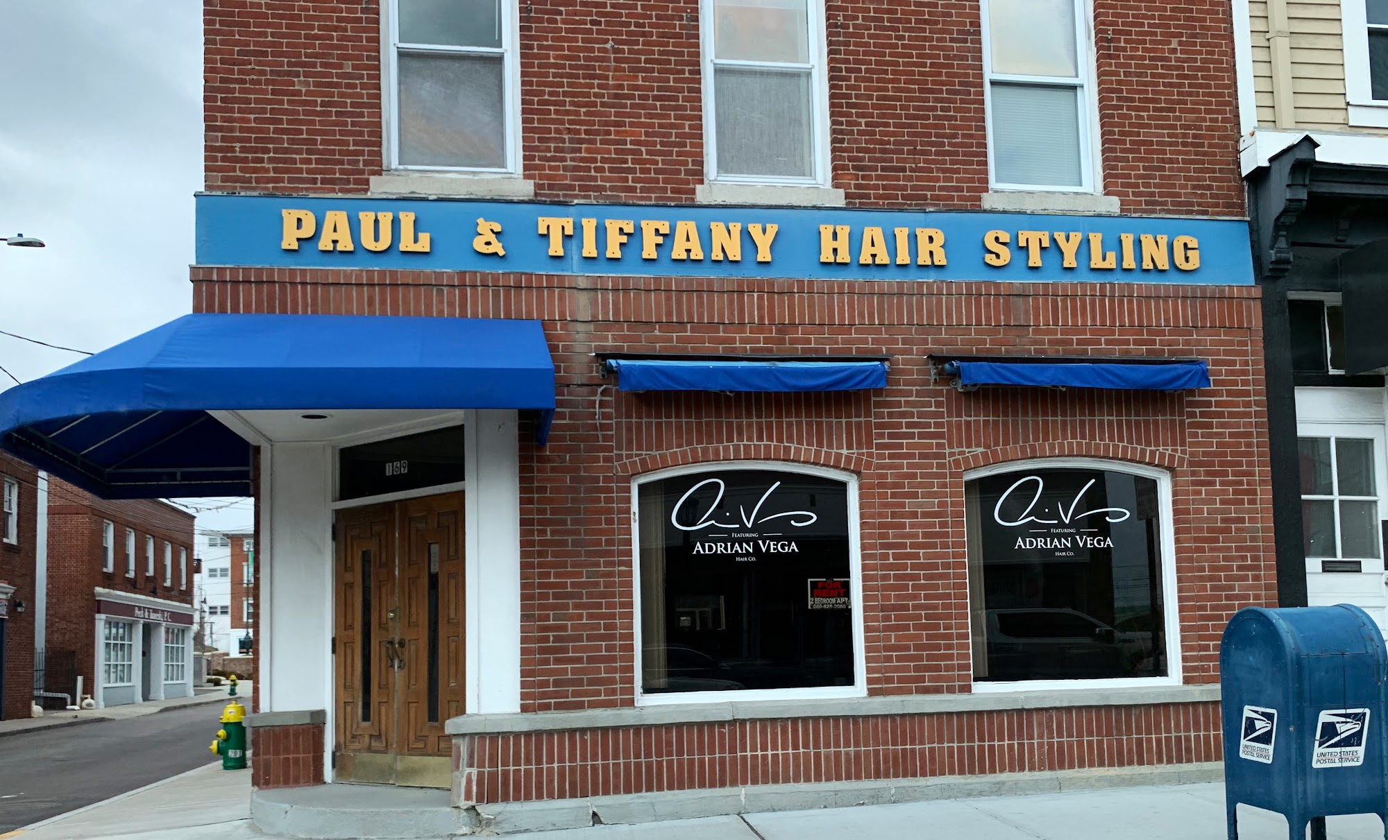 Paul & Tiffany Hairstyling Center