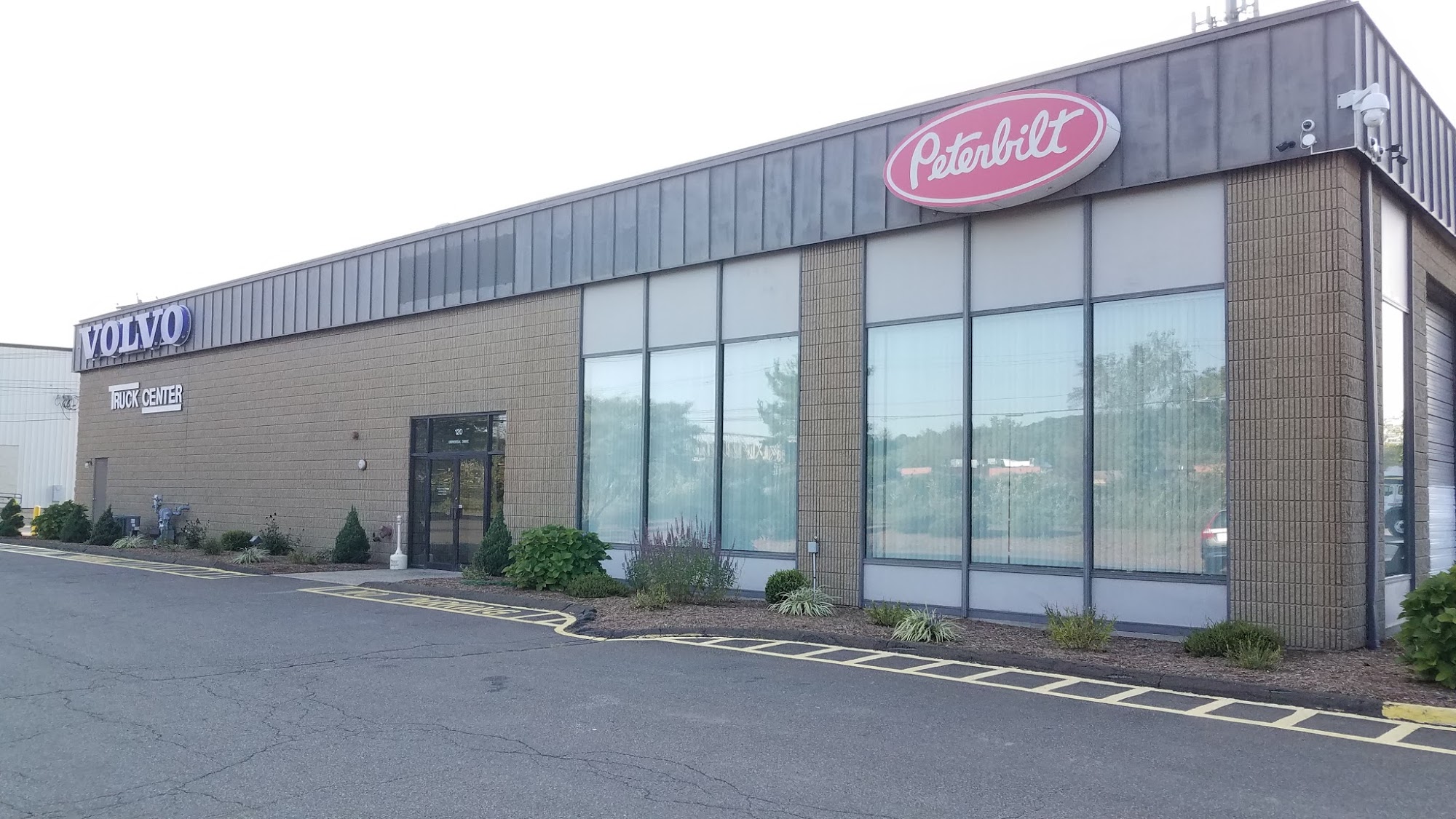 The Peterbilt Store - Southern Connecticut