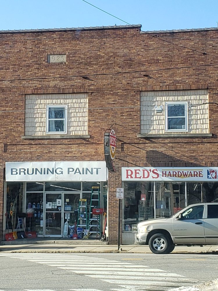 Red's Hardware
