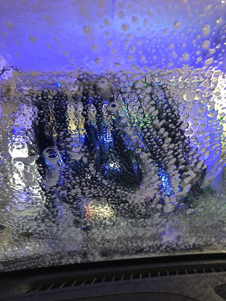 Scrubbin Bubbles Car Wash