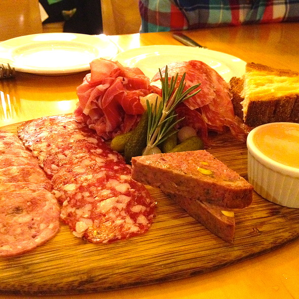 Photo credit: opentable