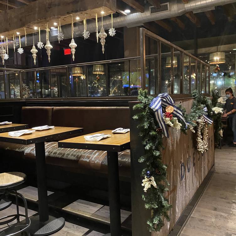 Photo credit: opentable