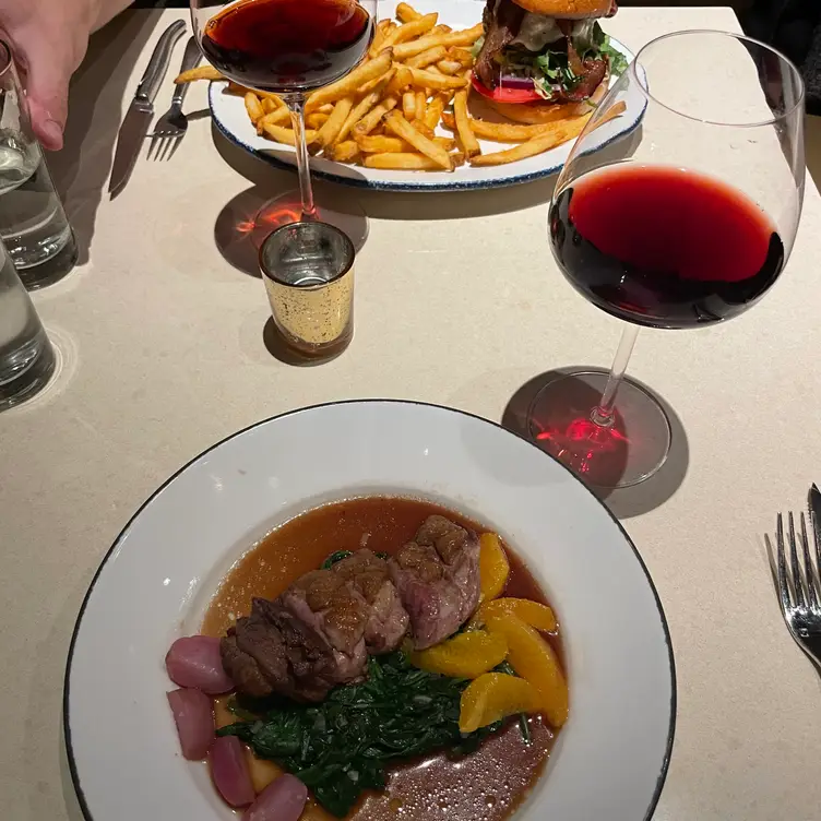 Photo credit: opentable