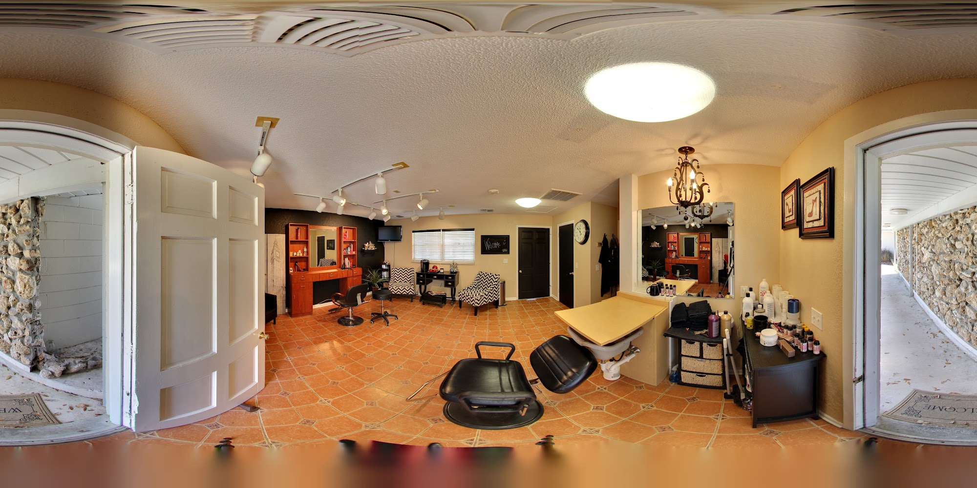 LaDolce Salon