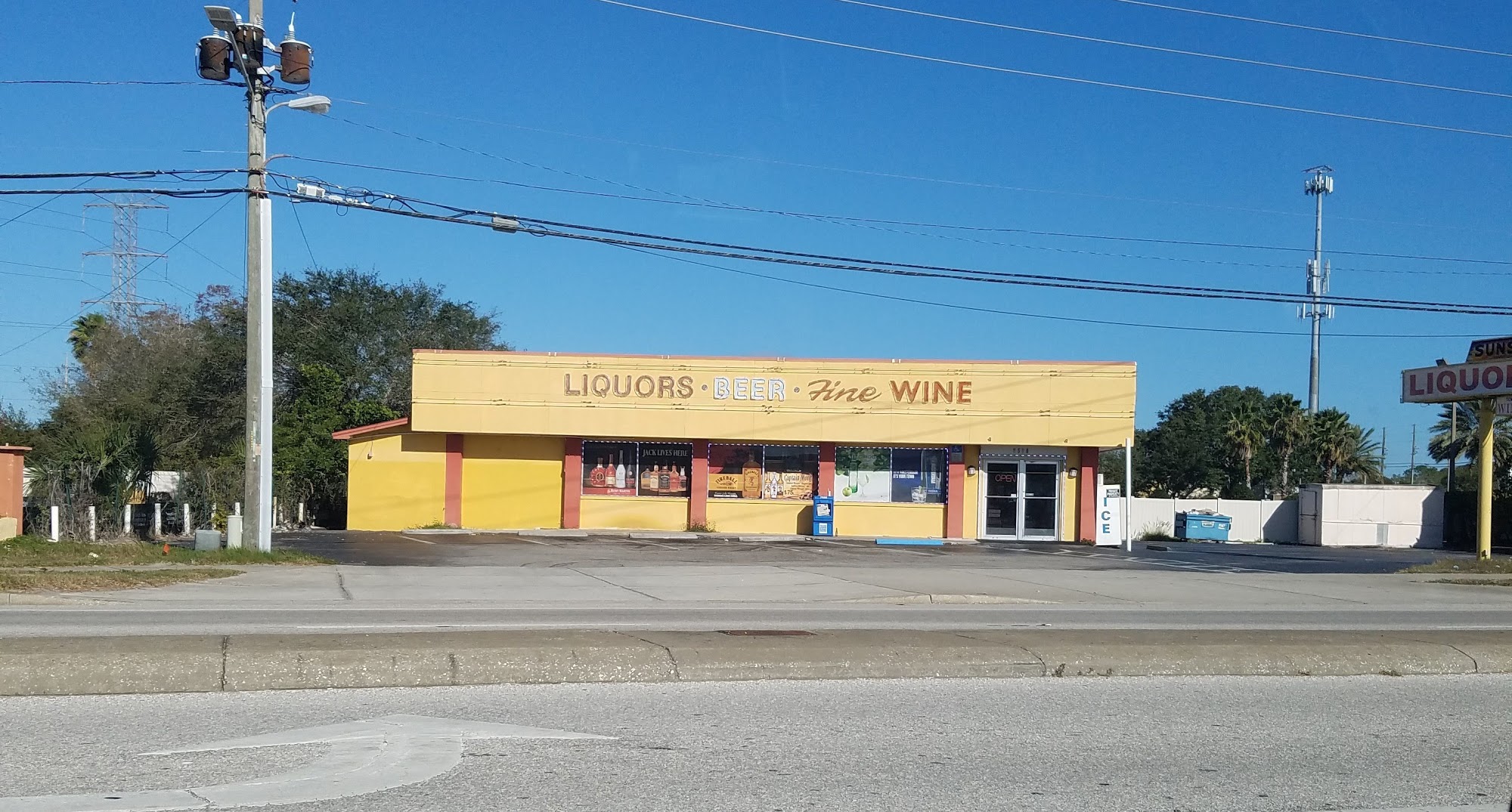 Sunset Point Liquors