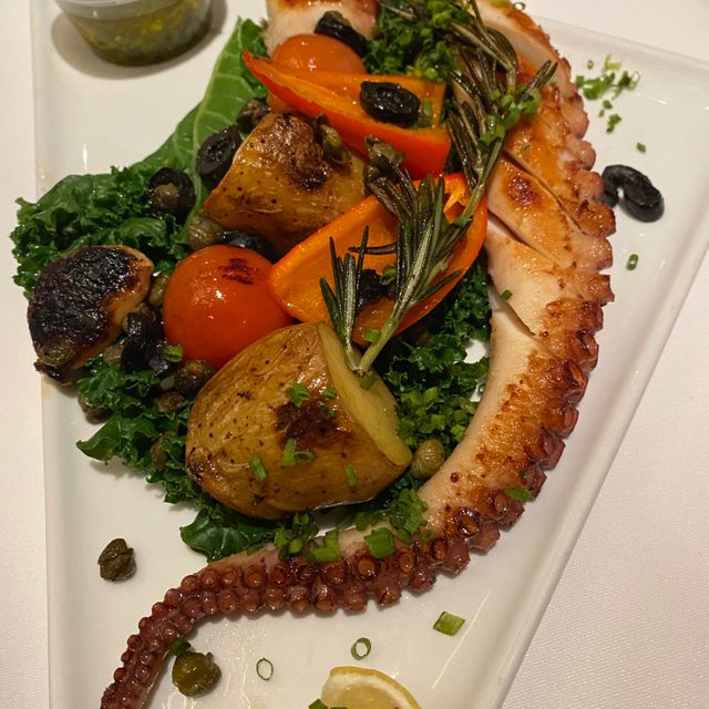 Photo credit: opentable