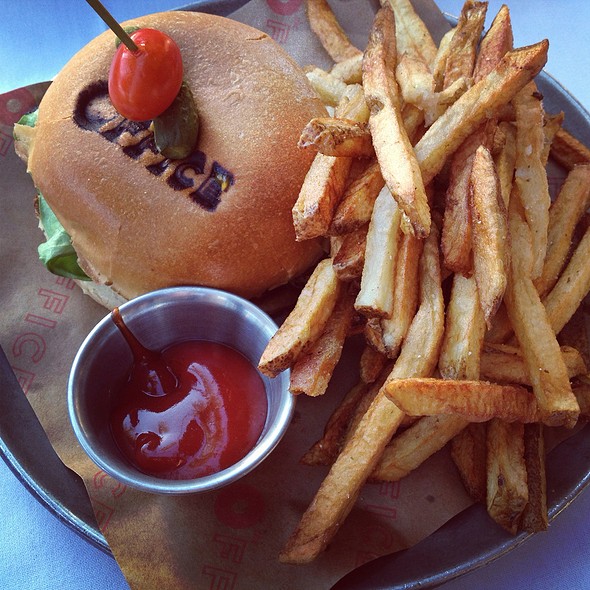 Photo credit: opentable