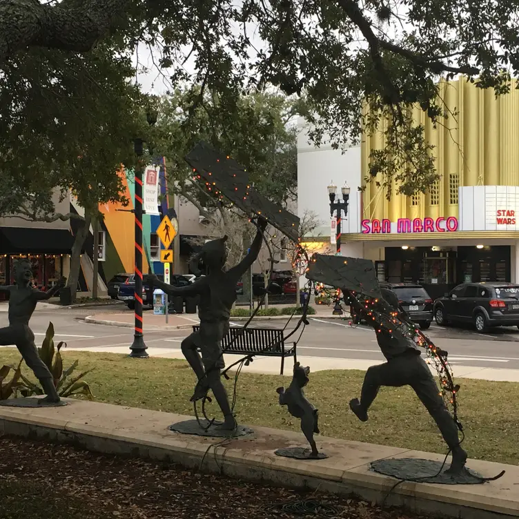 Photo credit: opentable