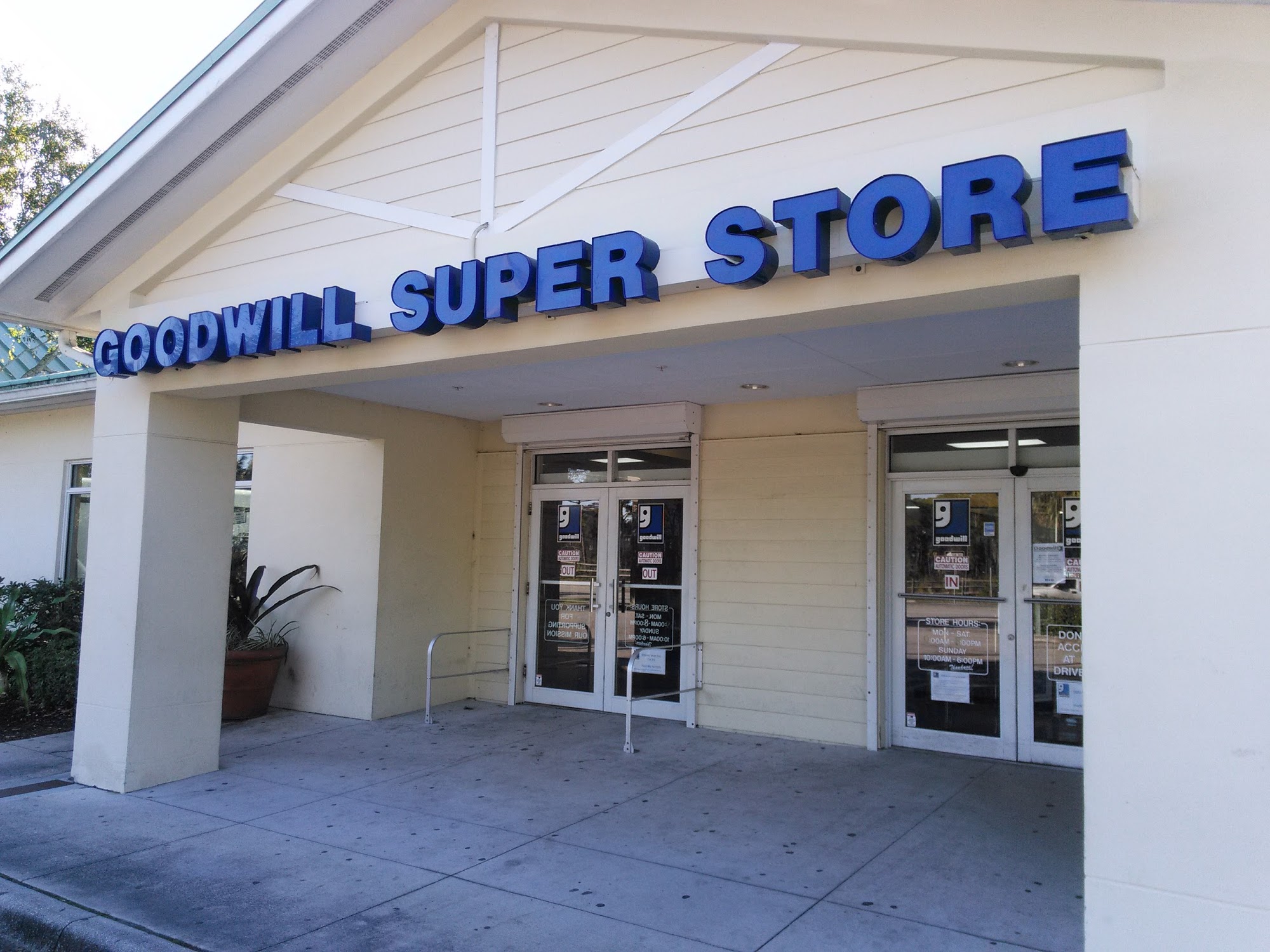 Goodwill Jupiter Super Store & Donation Center