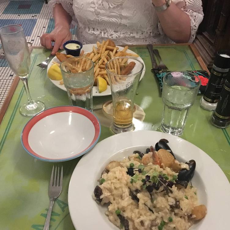 Photo credit: opentable