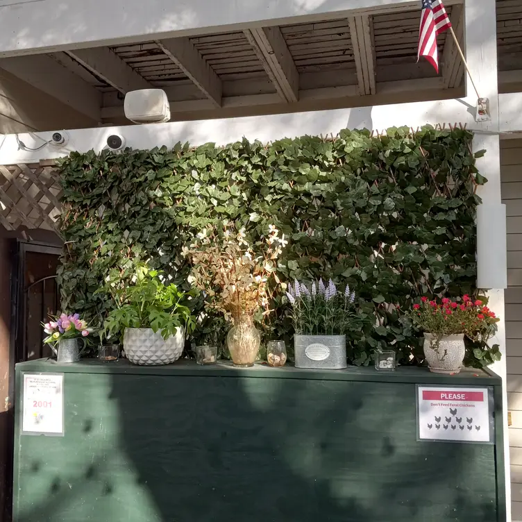 Photo credit: opentable