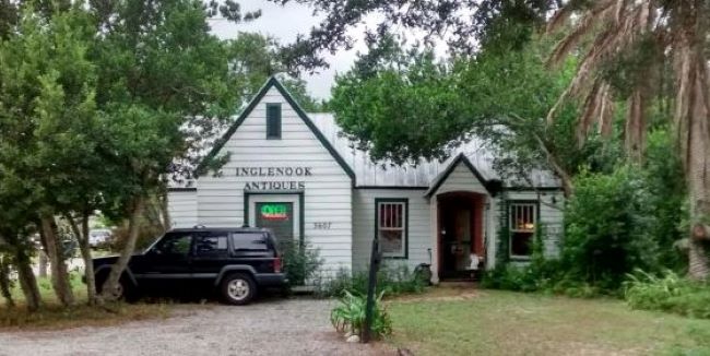 Inglenook Antiques & Collectibles