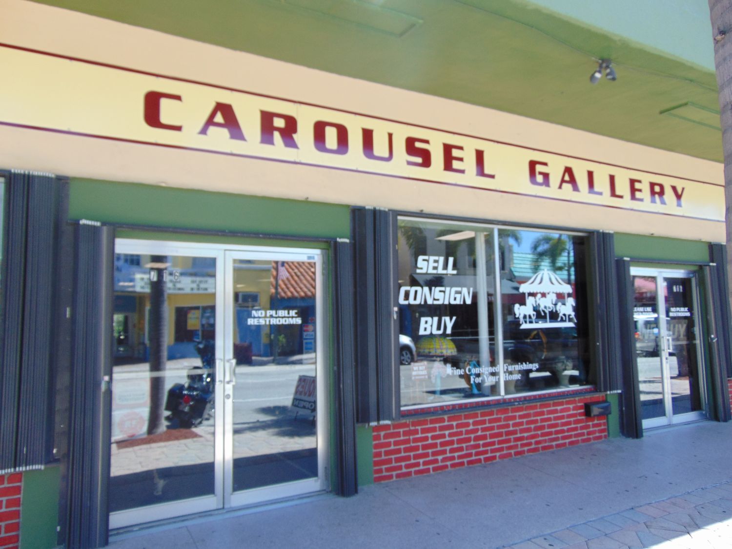 Carousel Gallery