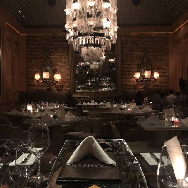 Photo credit: opentable