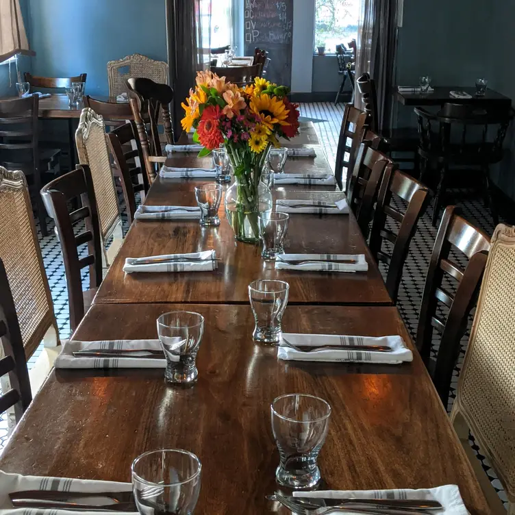 Photo credit: opentable