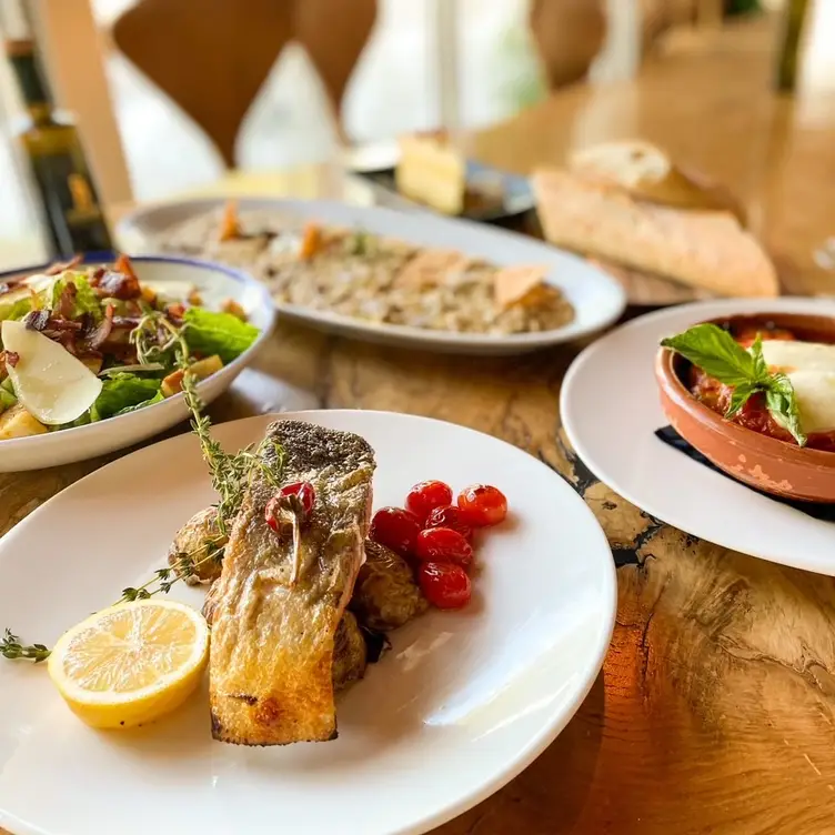 Photo credit: opentable