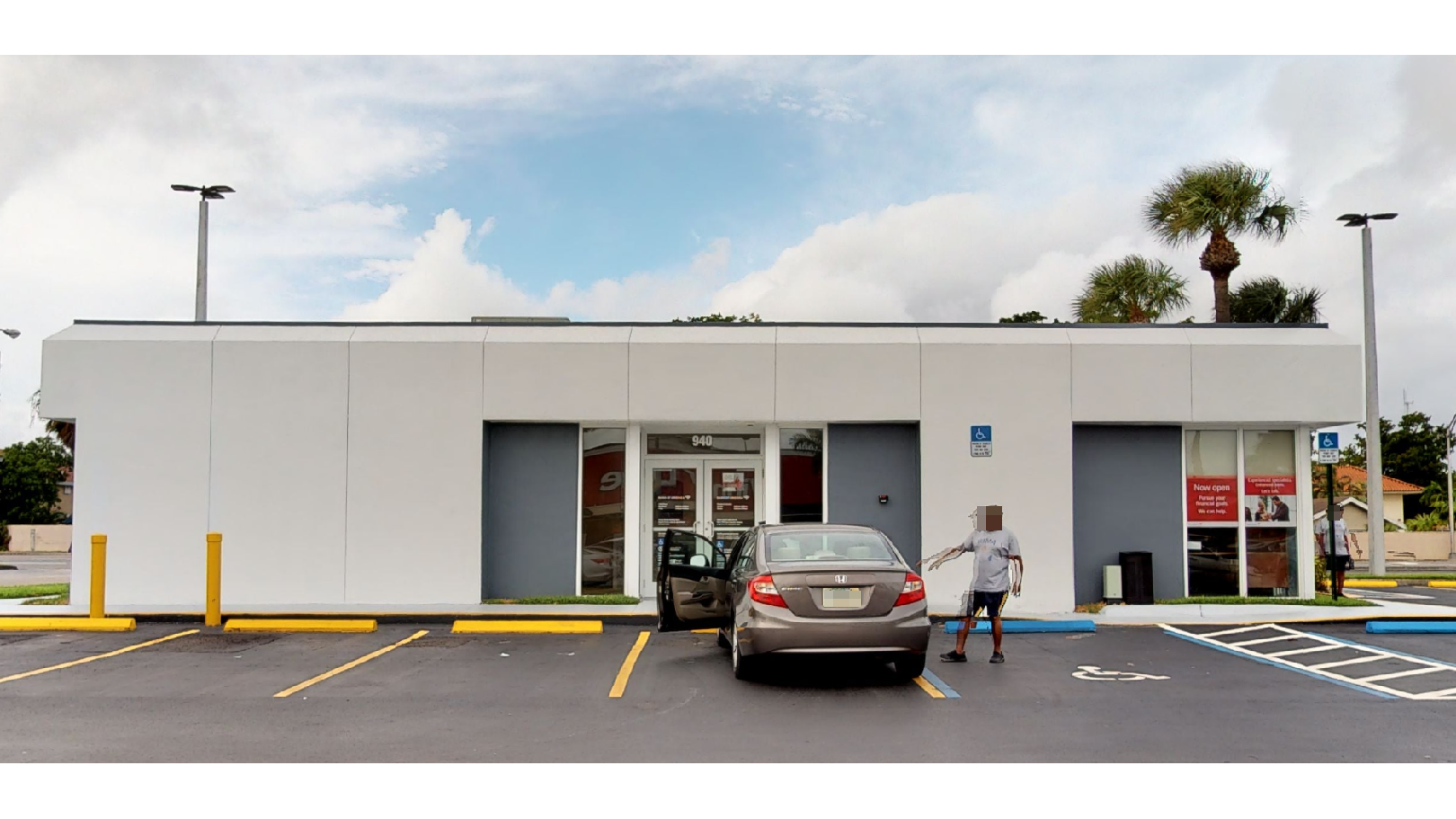 Bank of America (with Drive-thru ATM)