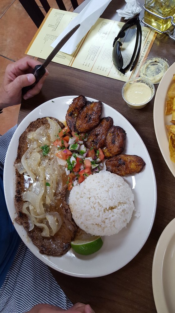 La Macarena Cafeteria