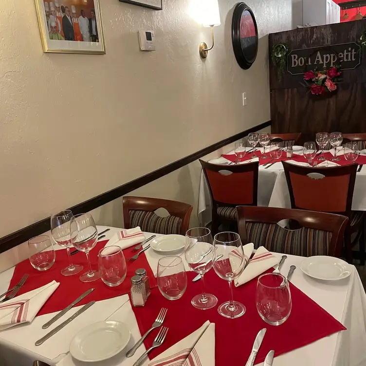Photo credit: opentable