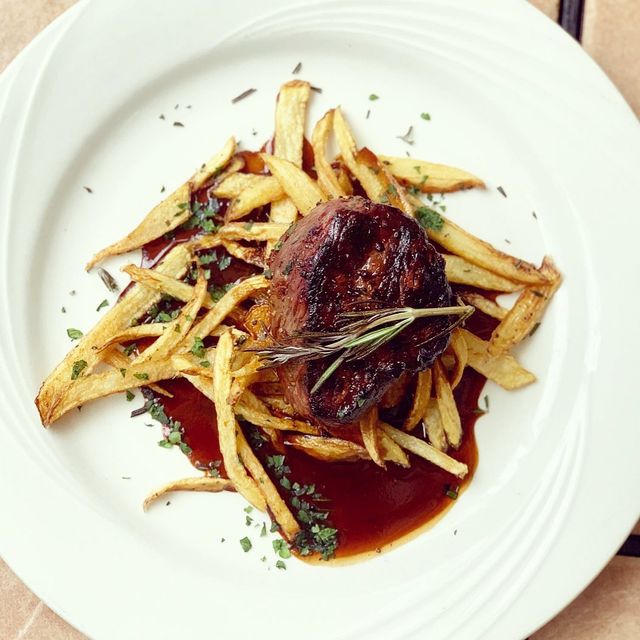 Photo credit: opentable