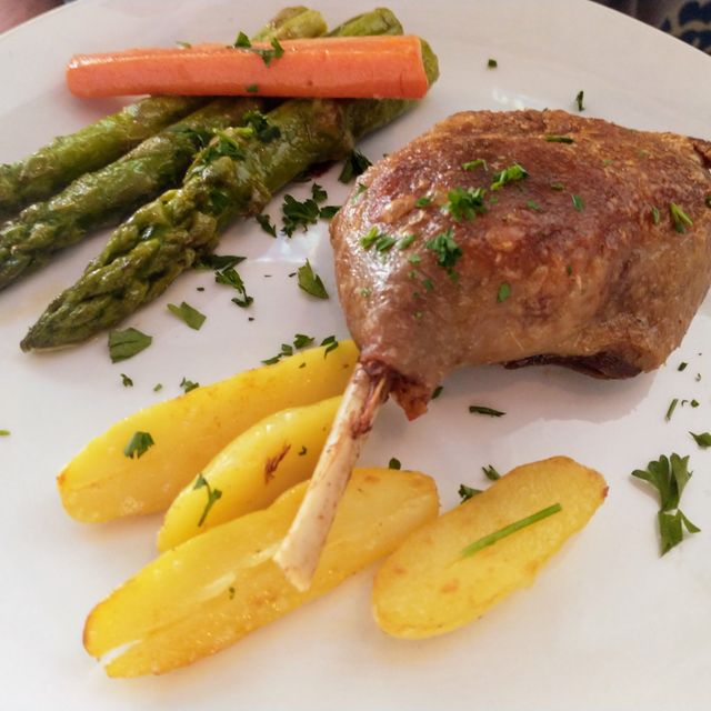 Photo credit: opentable