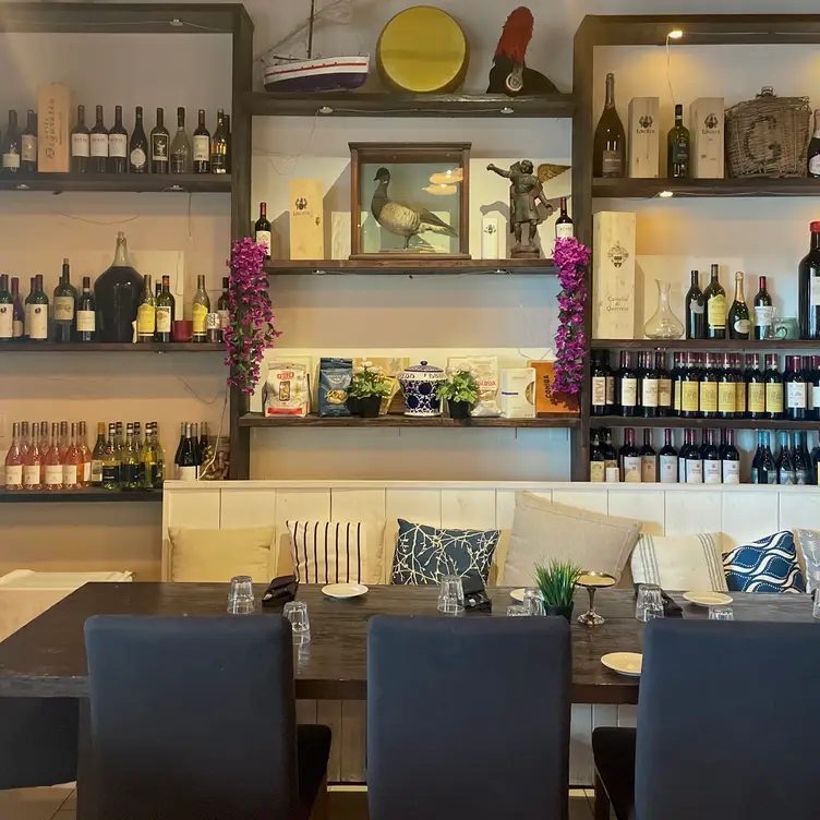 Photo credit: opentable