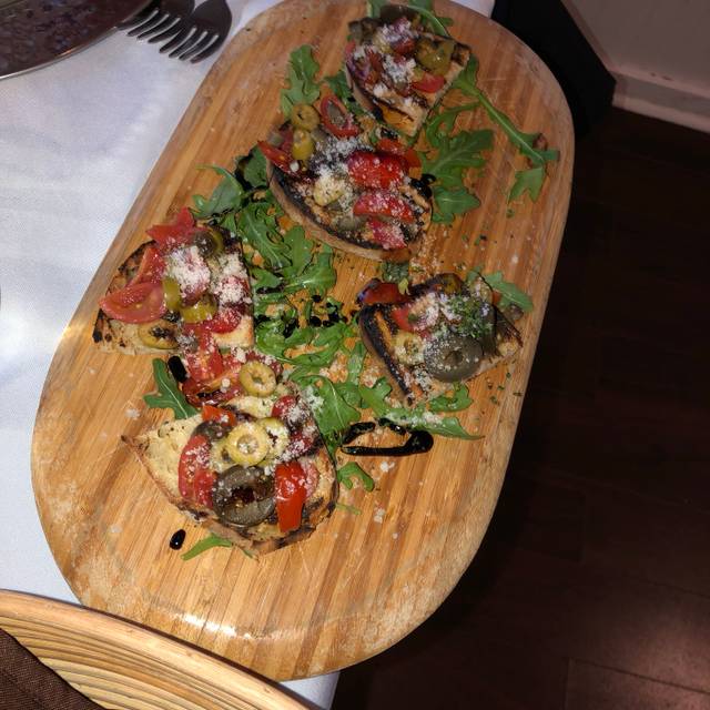 Photo credit: opentable