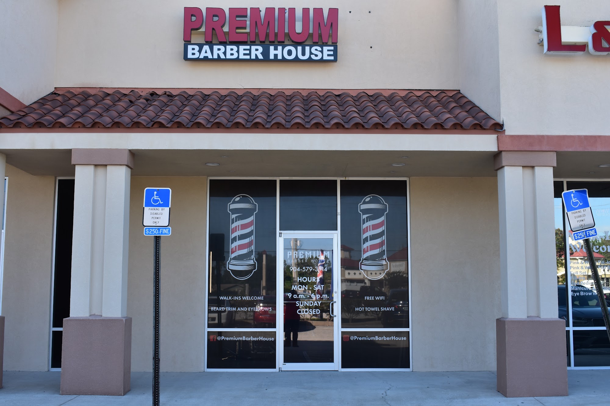 Premium Barber House