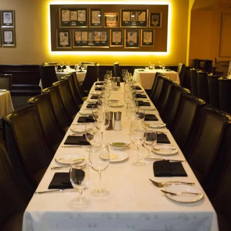 Photo credit: opentable