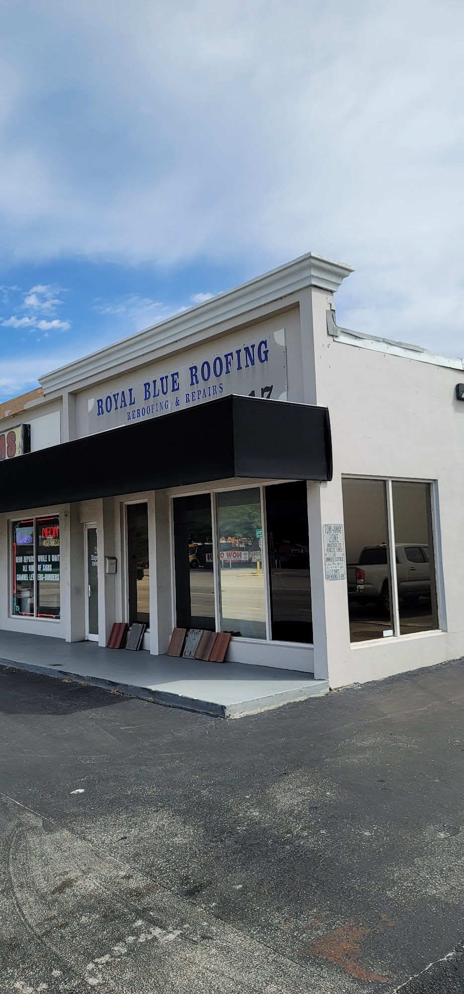 Royal Blue Roofing